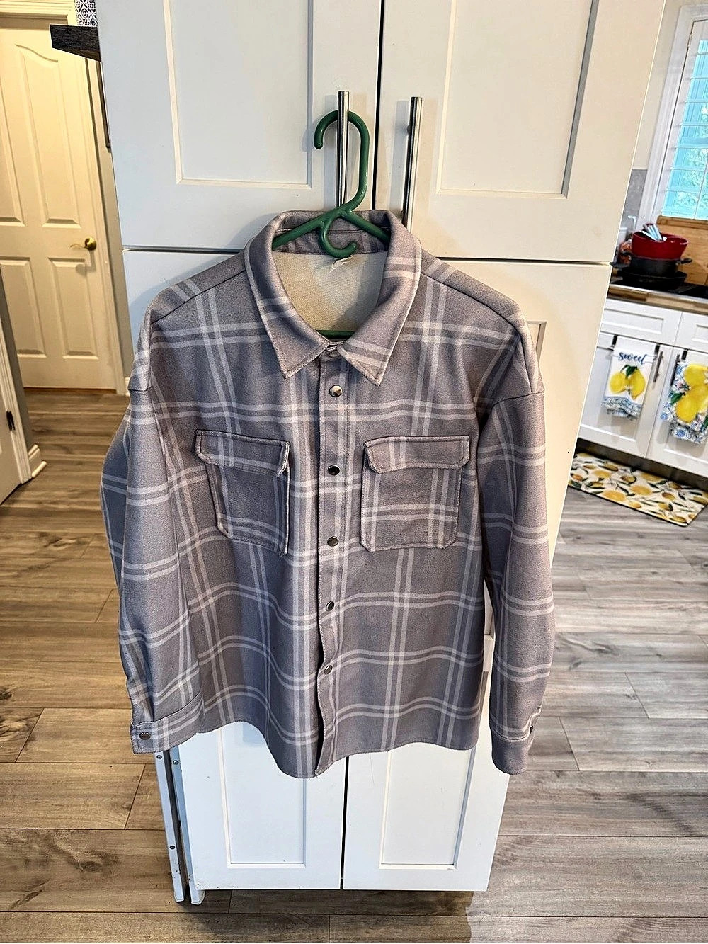Ninety Plaid Button Down in Gray & White Large